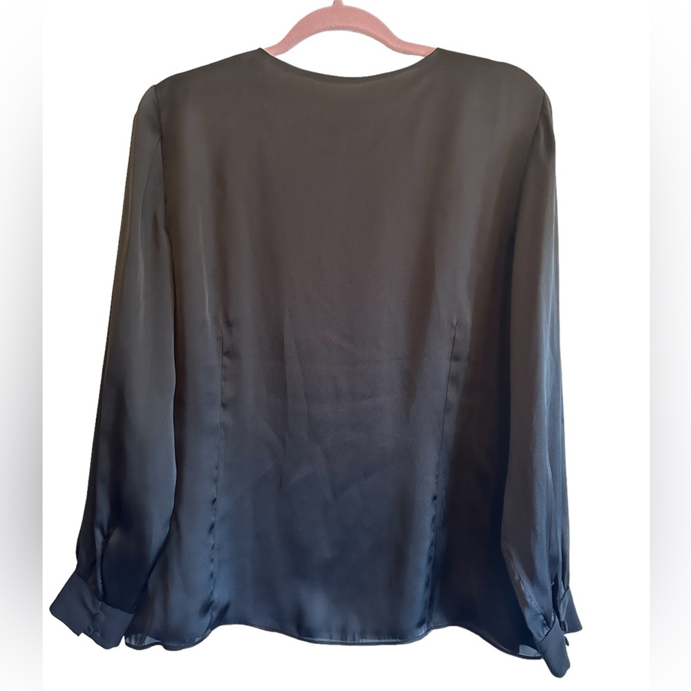 56. Coldwater Creek Long Sleeve Blouse Office - Picture 2 of 4